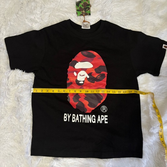 A Bathing Ape bape t shirt M says size M but I think it’s a smaller size - Picture 2 of 7